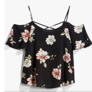 NWOT Kayleigh Valette cold shoulder blouse size small